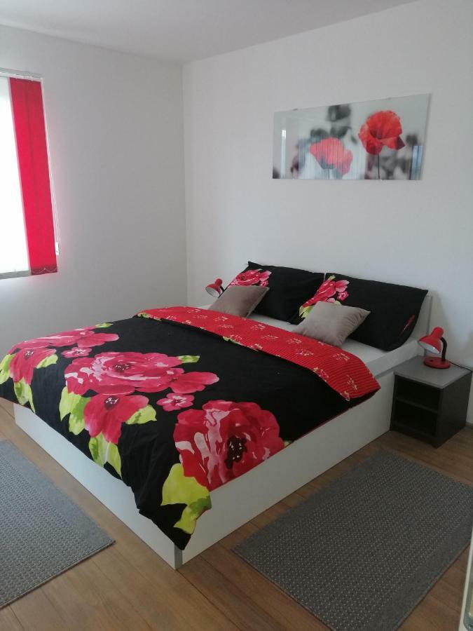 Cosy Apartment Road A6 Фужине Экстерьер фото