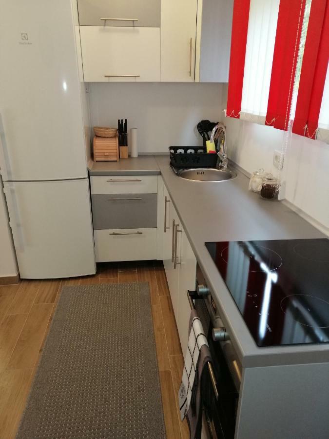 Cosy Apartment Road A6 Фужине Экстерьер фото