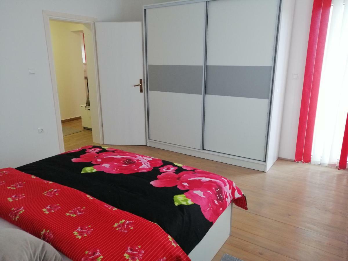 Cosy Apartment Road A6 Фужине Экстерьер фото