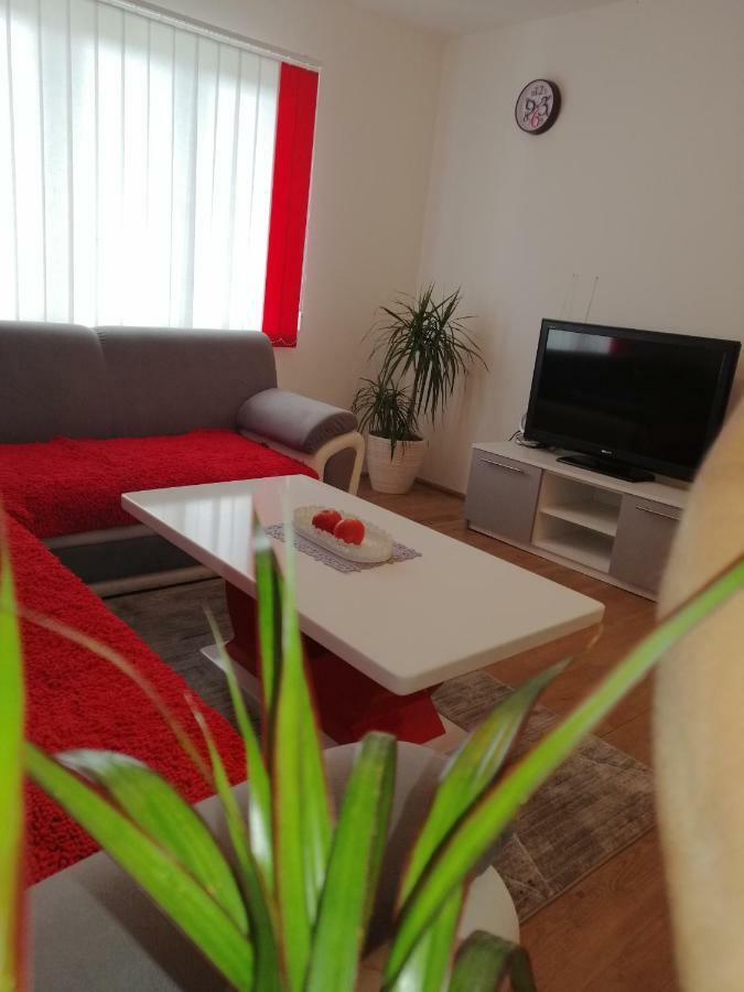 Cosy Apartment Road A6 Фужине Экстерьер фото